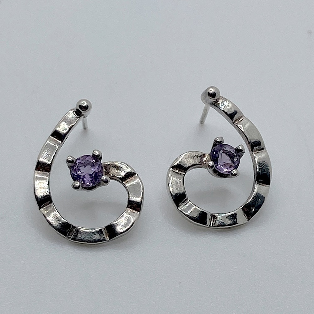 Vtg Sterling Silver & Amethyst Stone Textured Spiral Stud Earrings / .6”